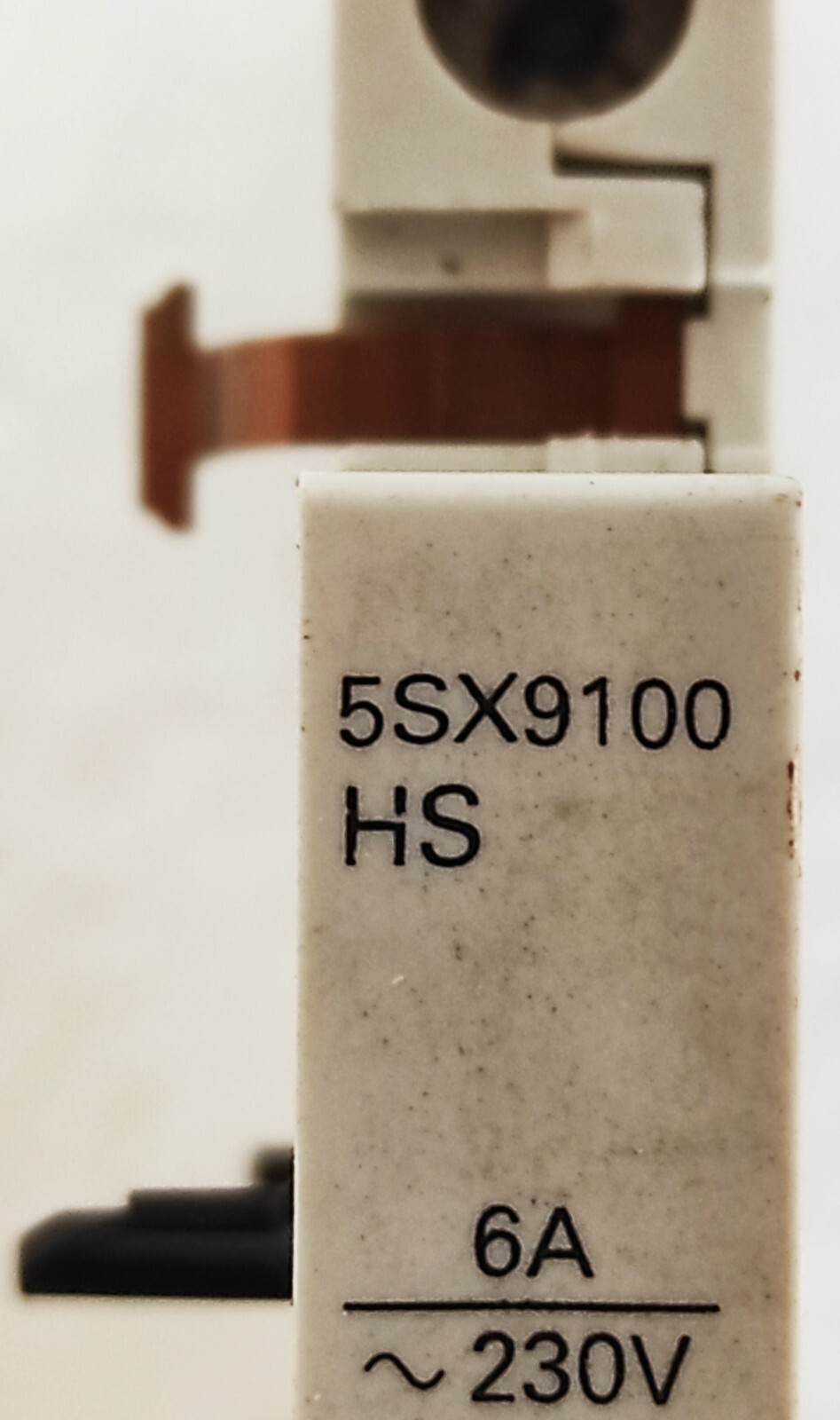 admin/uploads/uploads/SIEMENS _5SX.2.webp